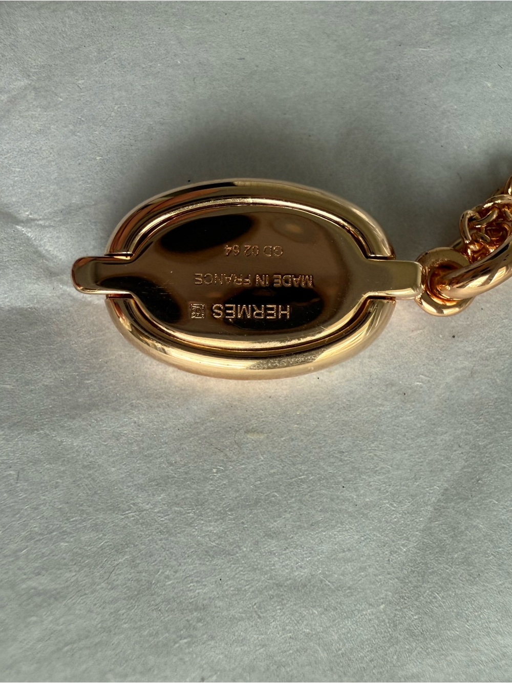 Hermes: Rose Gold Plated Mini Maillon Pendant Necklace (small model) Creme - Picture 6 of 8
